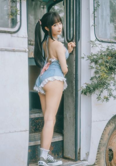 国产十女装品牌_高清电影完整版在线观看